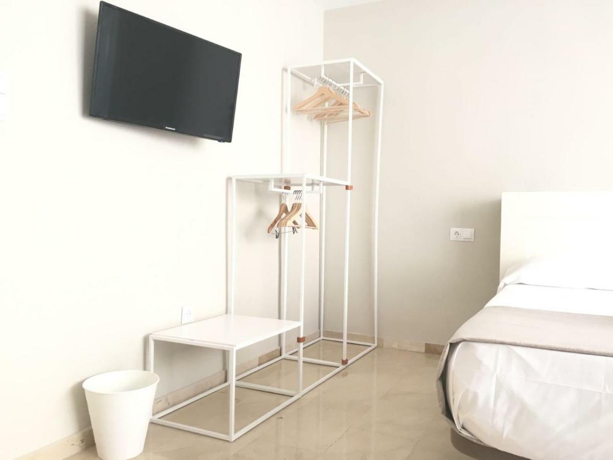 Gran Apartamento para grupo de familia o amigos Apartment Malaga Bagian luar foto