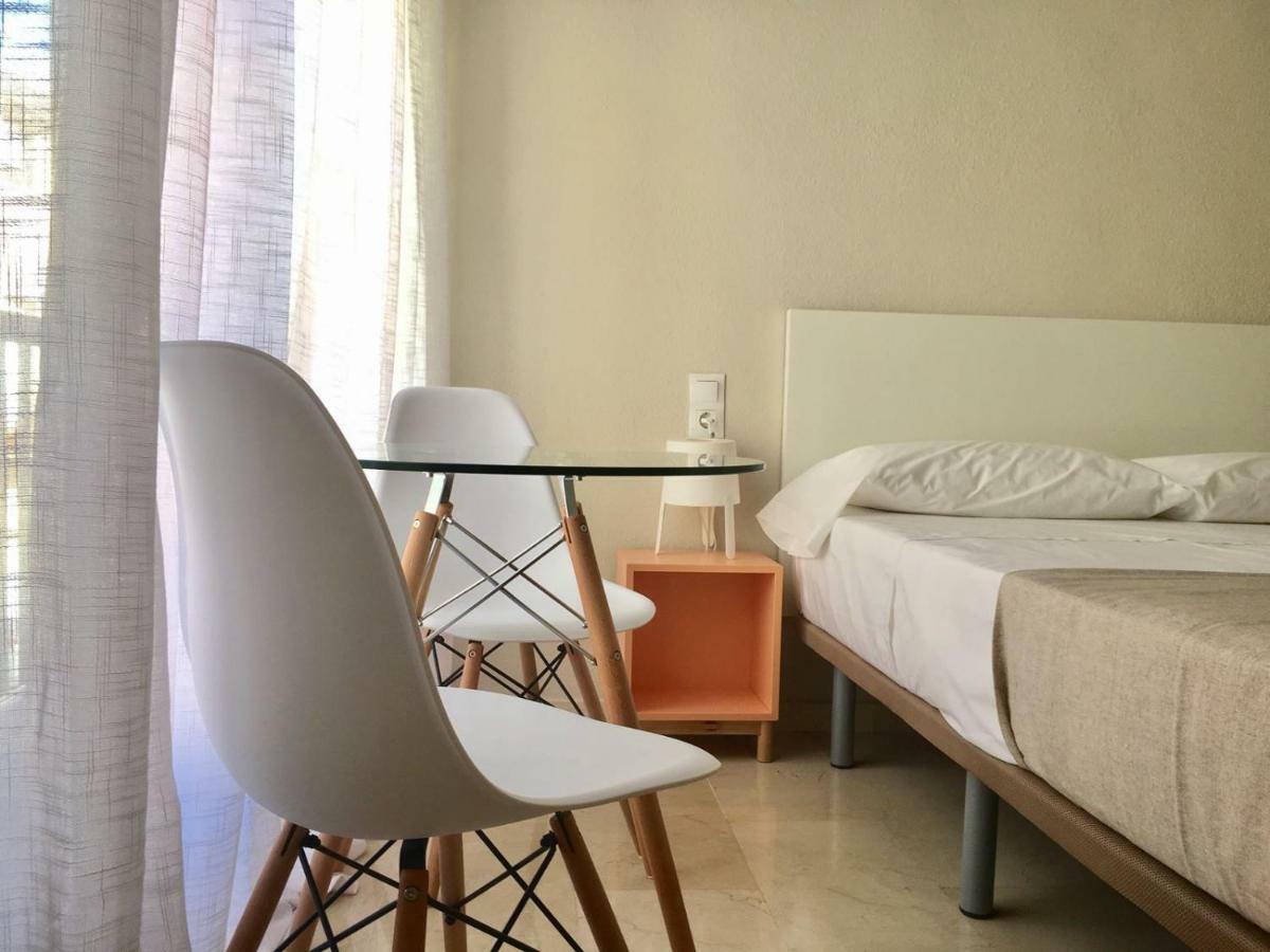 Gran Apartamento para grupo de familia o amigos Apartment Malaga Bagian luar foto